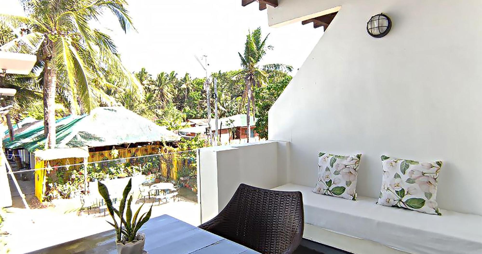 Casa Almarenzo Bed & Breakfast Bolinao Luaran gambar