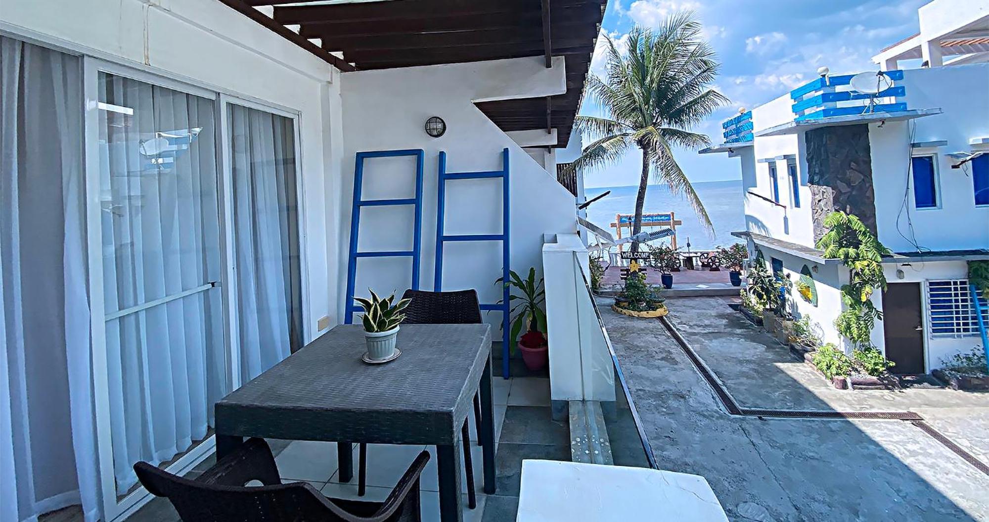 Casa Almarenzo Bed & Breakfast Bolinao Luaran gambar