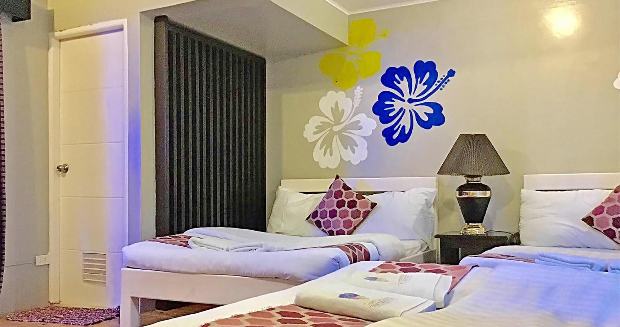 Casa Almarenzo Bed & Breakfast Bolinao Luaran gambar